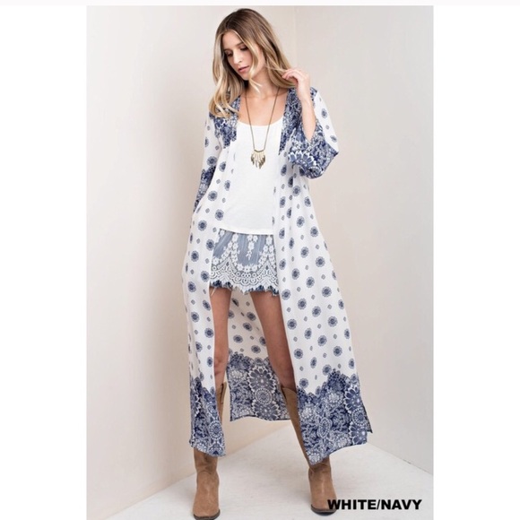 New Casablanca Bohemian Kimono Cardi - Picture 5 of 8